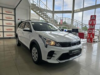 2022 Kia Rio X IV Рестайлинг, белый, 1966000 рублей, вид 4