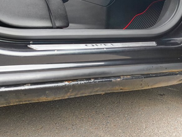 2011 Opel Astra J, чёрный - вид 16