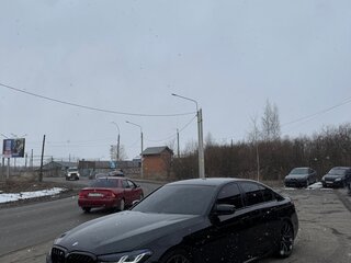 2018 BMW 5 серии 520d VII (G30/G31/G38), чёрный, 3690000 рублей, вид 4