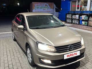 2017 Volkswagen Polo V Рестайлинг, бежевый, 1090000 рублей, вид 4