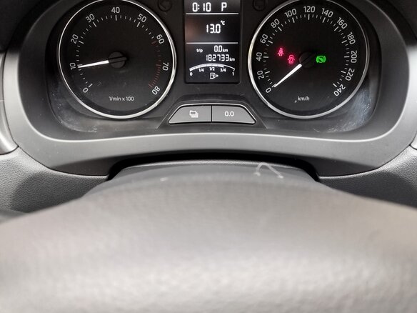 2014 Skoda Rapid I, серый, 1100000 рублей - вид 4