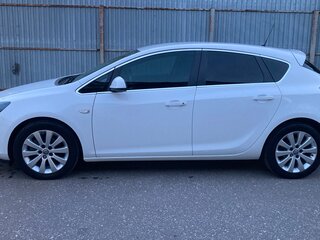 2012 Opel Astra J, белый, 950000 рублей, вид 4