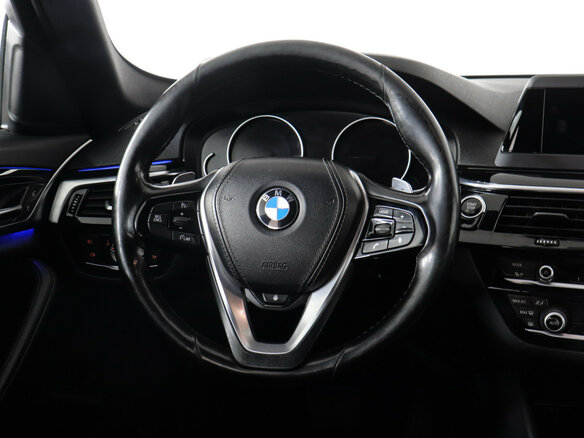 2019 BMW 5 серии 520d xDrive VII (G30/G31/G38), серый, 2615223 рублей - вид 13
