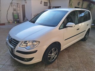 2008 Volkswagen Touran I Рестайлинг, белый, 800000 рублей, вид 5