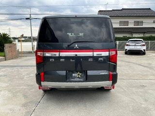 2022 Mitsubishi Delica D:5 I Рестайлинг, серый, 2421008 рублей, вид 5