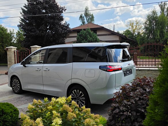 2025 Wuling Starlight 730, серый, 3000000 рублей - вид 2