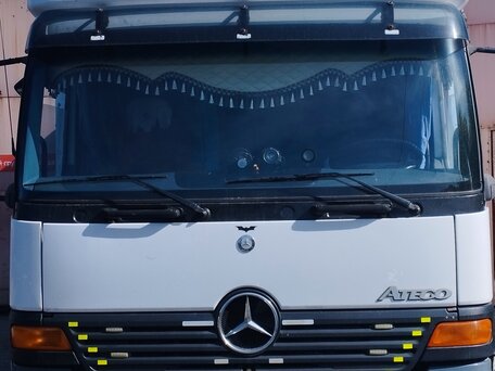 2003 Mercedes-Benz Atego, белый, 2650000 рублей, вид 1