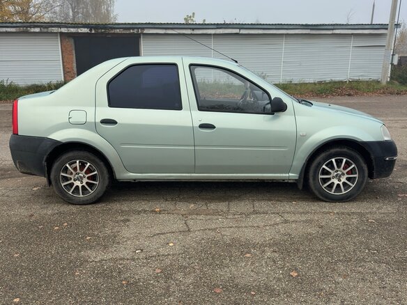 2007 Renault Logan I, серебристый, 300000 рублей - вид 2