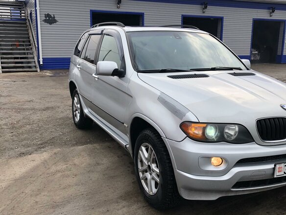 2004 BMW X5 3.0i I (E53) Рестайлинг, серебристый, 950000 рублей - вид 1