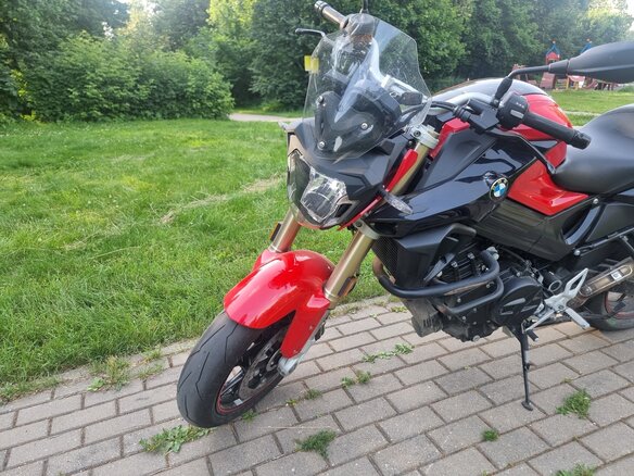 2018 BMW F 800 R, красный, 800000 рублей - вид 30