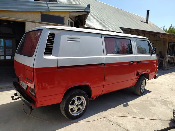 1986 Volkswagen Transporter 4-speed T3, красный, 670000 рублей - вид 2