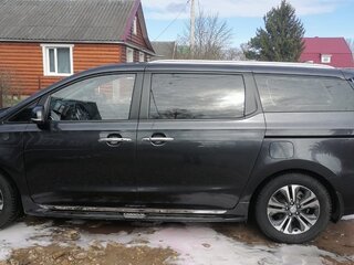 2019 Kia Carnival III, серый, 2950000 рублей, вид 5