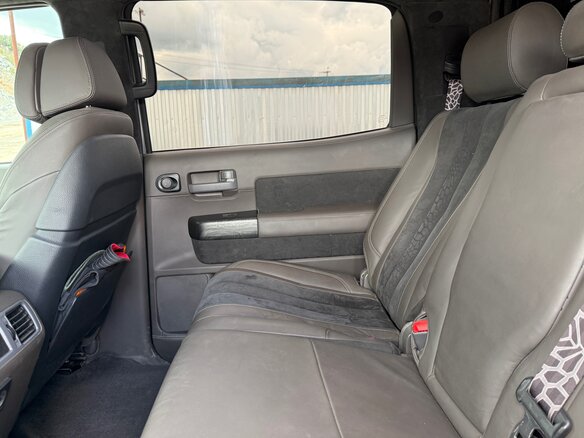 2011 Toyota Tundra CrewMax II, серый, 6000000 рублей - вид 12
