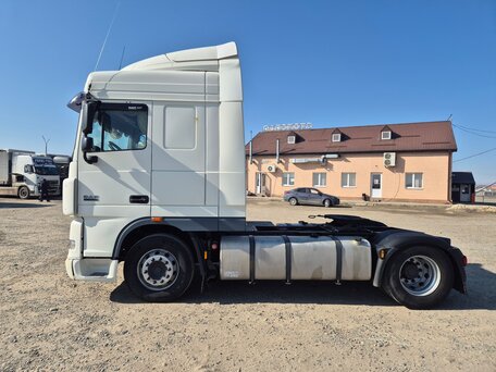 2014 DAF XF 105, белый, 4300000 рублей, вид 2