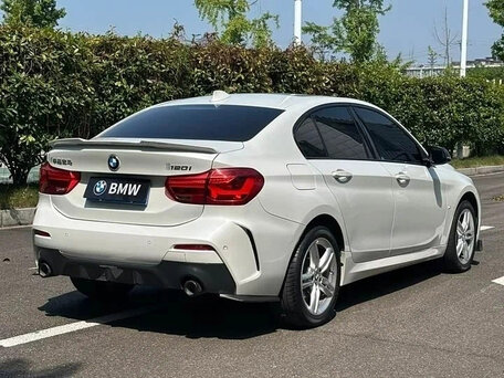 2022 BMW 1 серии 120i III (F52) Рестайлинг, белый, 1490004 рублей, вид 5