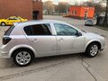 2013 Opel Astra H Рестайлинг, серебристый - вид 2