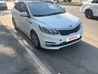 2017 Kia Rio III Рестайлинг, белый, 1000000 рублей, вид 1