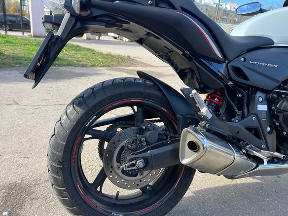 2010 Honda CB 600F Hornet, белый, 520000 рублей - вид 2
