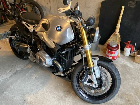 2016 BMW R Nine T, серебристый, 1250000 рублей, вид 2