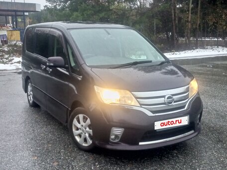 2011 Nissan Serena IV (C26), фиолетовый, 1150000 рублей, вид 3
