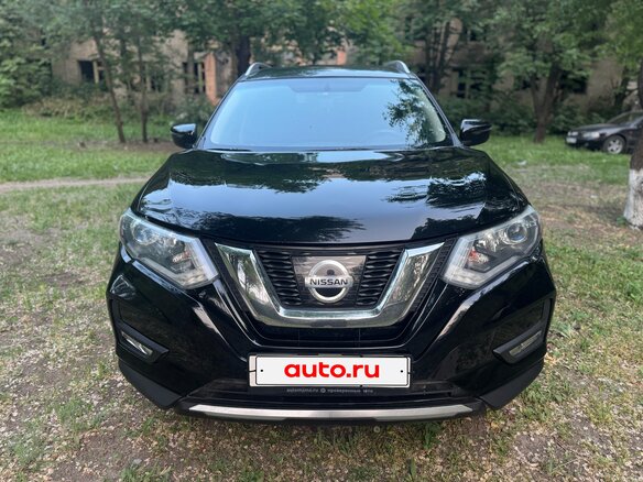 2017 Nissan Rogue II Рестайлинг, чёрный, 1999999 рублей