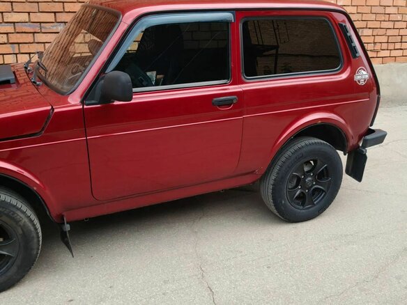 2016 Lada (ВАЗ) 2121 (4x4) I Рестайлинг, красный, 420000 рублей - вид 3