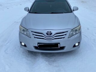 2009 Toyota Camry VI (XV40) Рестайлинг, серебристый, 850000 рублей, вид 1