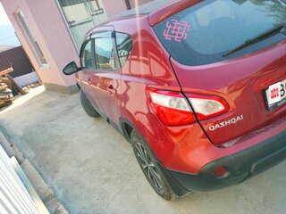 2010 Nissan Qashqai I Рестайлинг, красный, 890000 рублей, вид 1