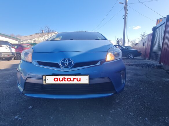 2012 Toyota Prius PHV ZVW35 III Рестайлинг (XW30), голубой, 1400000 рублей