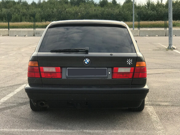 1994 BMW 5 серии 520i III (E34), чёрный - вид 9