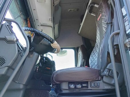 2012 Volvo FH, синий, 8500000 рублей, вид 1