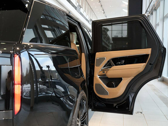2026 Land Rover Range Rover D350 MHEV V, чёрный, 24400000 рублей - вид 25