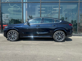 2026 BMW X6 30i III (G06) Рестайлинг, чёрный, 10763725 рублей, вид 3