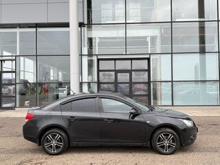 2012 Chevrolet Cruze I, чёрный, 595000 рублей, вид 5