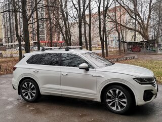 2020 Volkswagen Touareg III, белый, 7000000 рублей, вид 2