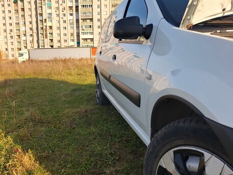 2020 Lada (ВАЗ) Largus I, белый, 700000 рублей, вид 1