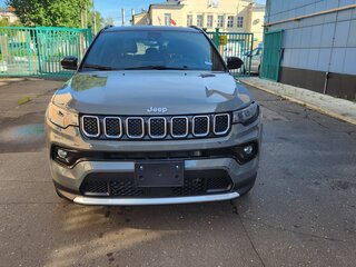 2024 Jeep Compass II Рестайлинг, коричневый, 3900000 рублей, вид 2
