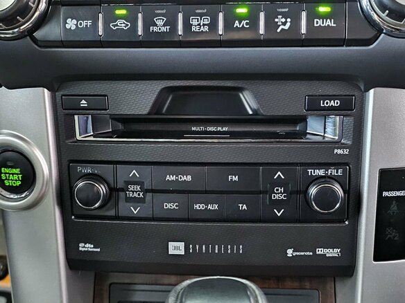2010 Toyota Land Cruiser Prado 150 Series, белый - вид 27