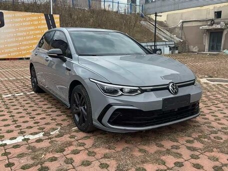 2023 Volkswagen Golf VIII, серый, 1950005 рублей, вид 1