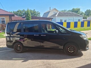 2010 Nissan Serena IV (C26), чёрный, 1150000 рублей, вид 3