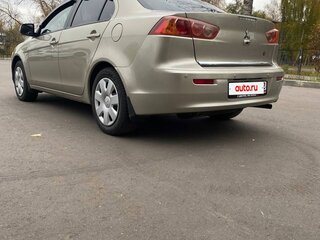 2008 Mitsubishi Lancer X, бежевый, 600000 рублей, вид 3