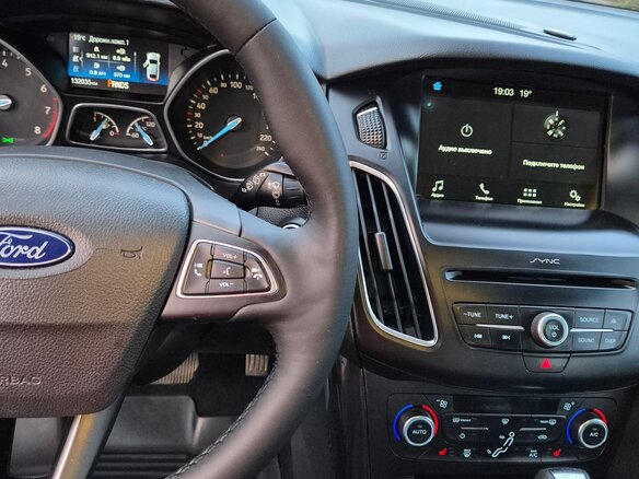 2017 Ford Focus III Рестайлинг, серый, 1290000 рублей - вид 18