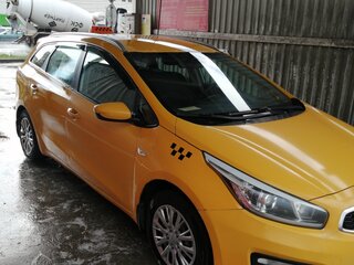 2016 Kia Ceed II Рестайлинг, жёлтый, 1000000 рублей, вид 4