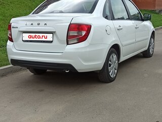 2019 Lada (ВАЗ) Granta I Рестайлинг, белый, 525000 рублей, вид 3