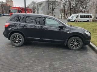 2011 Nissan Qashqai+2 I Рестайлинг, чёрный, 1200000 рублей, вид 5