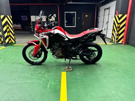 2017 Honda CRF 1000L Africa Twin, красный, 1200000 рублей, вид 2