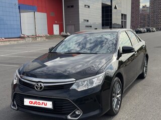 2016 Toyota Camry VII (XV50) Рестайлинг, чёрный, 1960000 рублей, вид 1