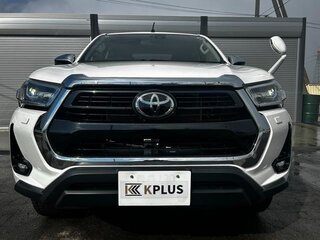 2023 Toyota Hilux VIII Рестайлинг 2, белый, 4310007 рублей, вид 2