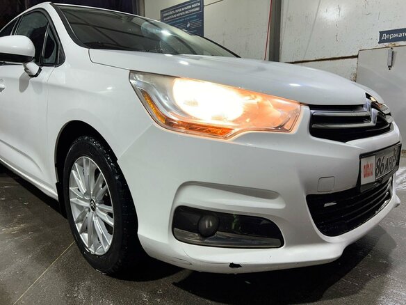 2013 Citroen C4 II, белый, 600000 рублей - вид 14