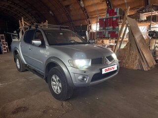 2012 Mitsubishi L200 IV, серебристый, 1350000 рублей, вид 3